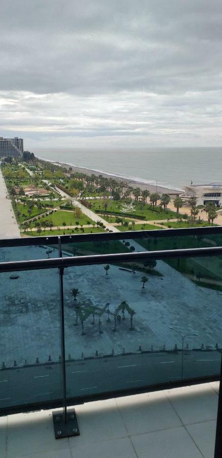 Batumi Beach Tower Екстер'єр фото